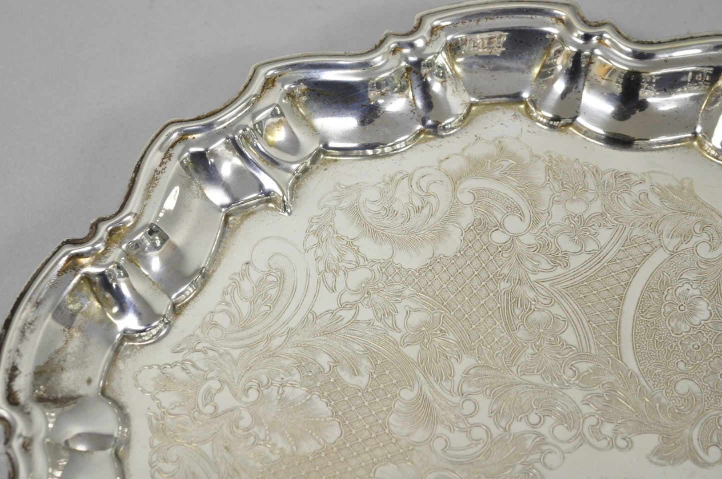 Vintage Kent Silversmiths Scalloped Silver Plated Serving Tray Trinket Dish