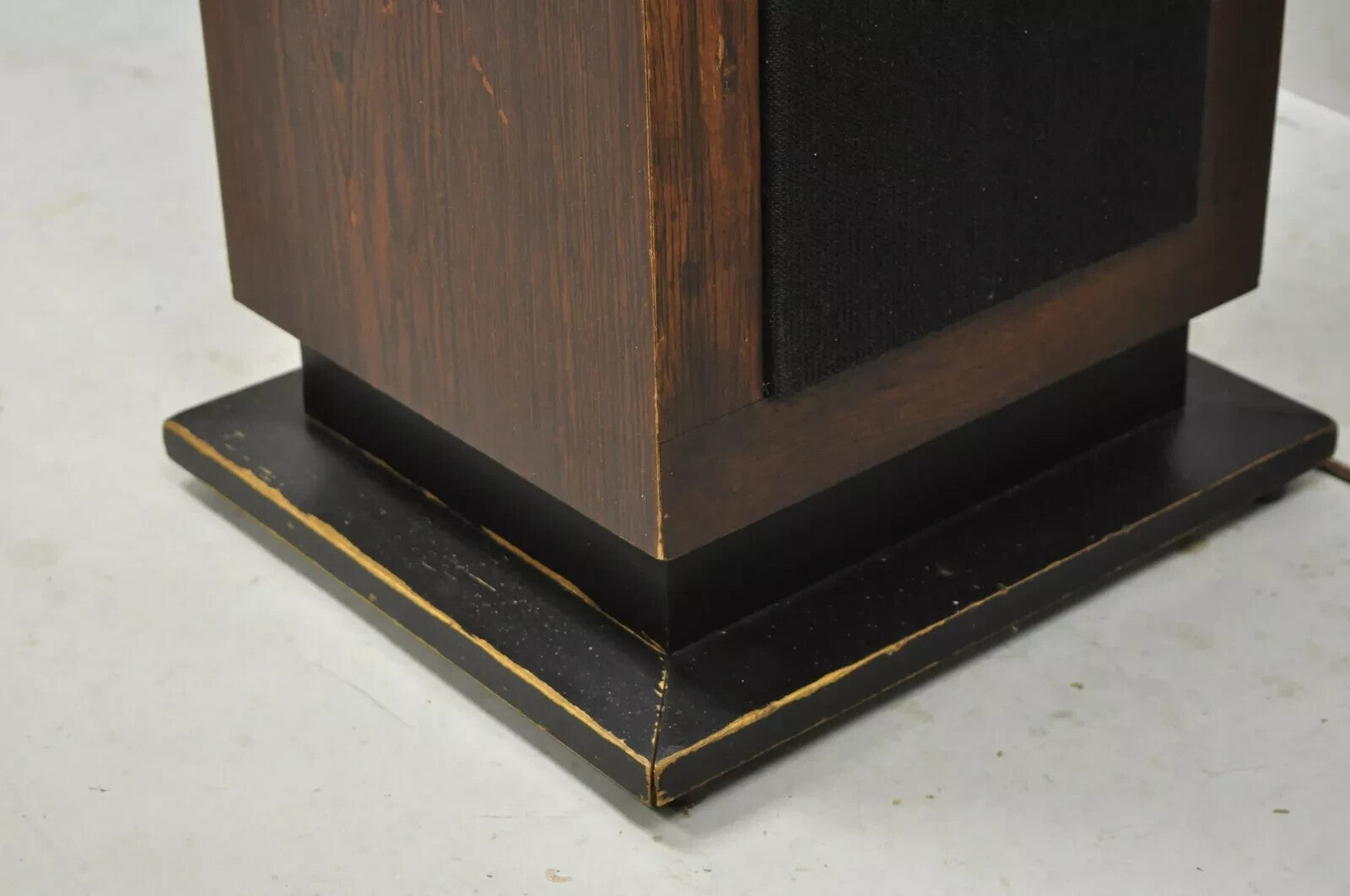 Vintage Magnavox Mid Century Tower Column Pedestal Rodeo Stereo 8 Track Console