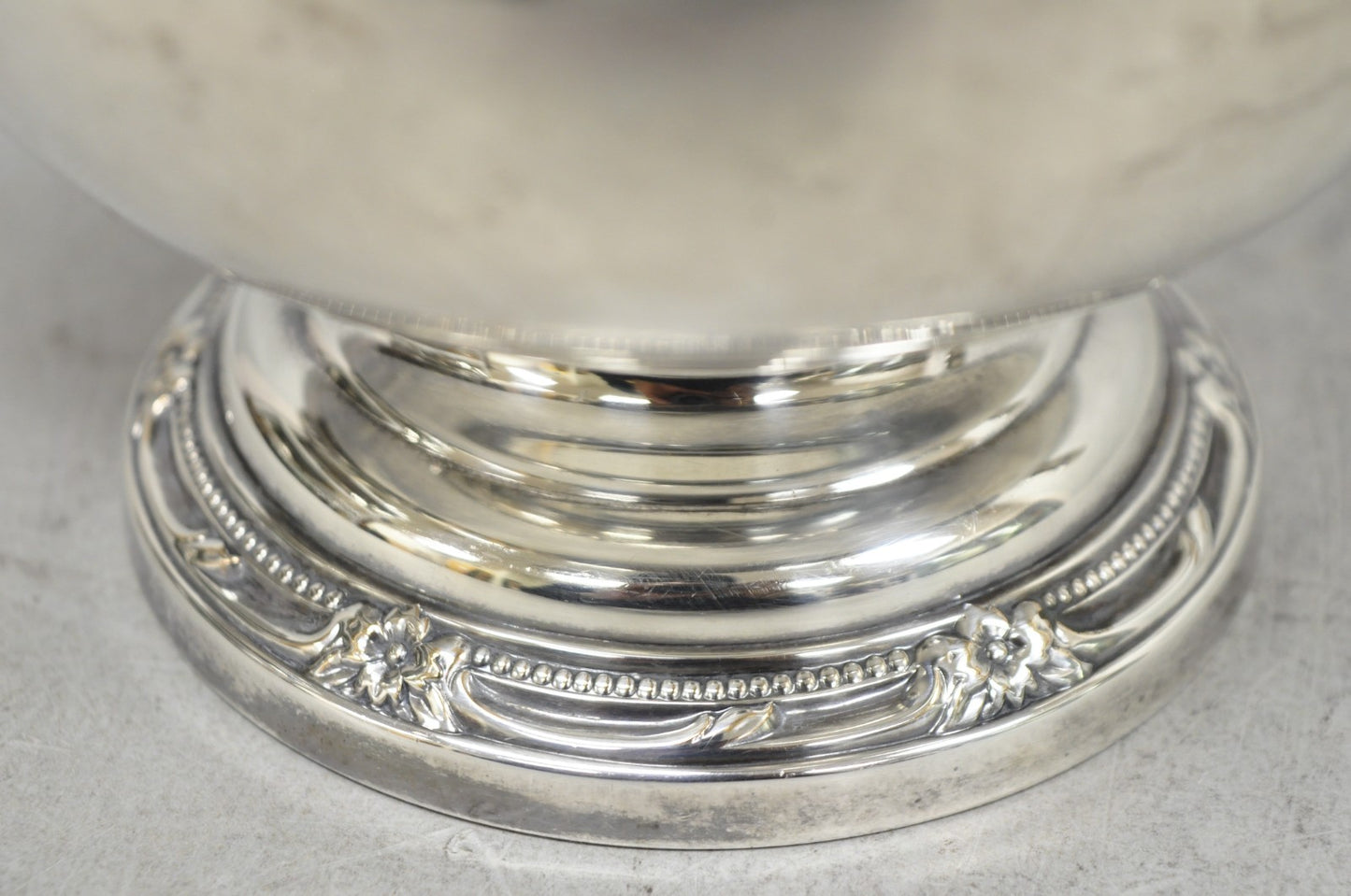 Vintage Rogers Bros Remembrance 9802 Victorian Silver Plated Teapot Tea Kettle