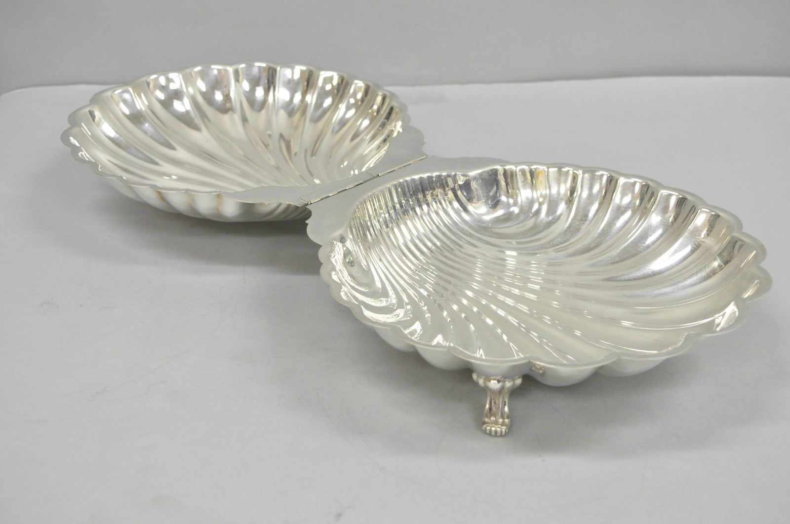 Vintage English Regency Silver Plated Clam Shell Hinged Serving Platter Dish