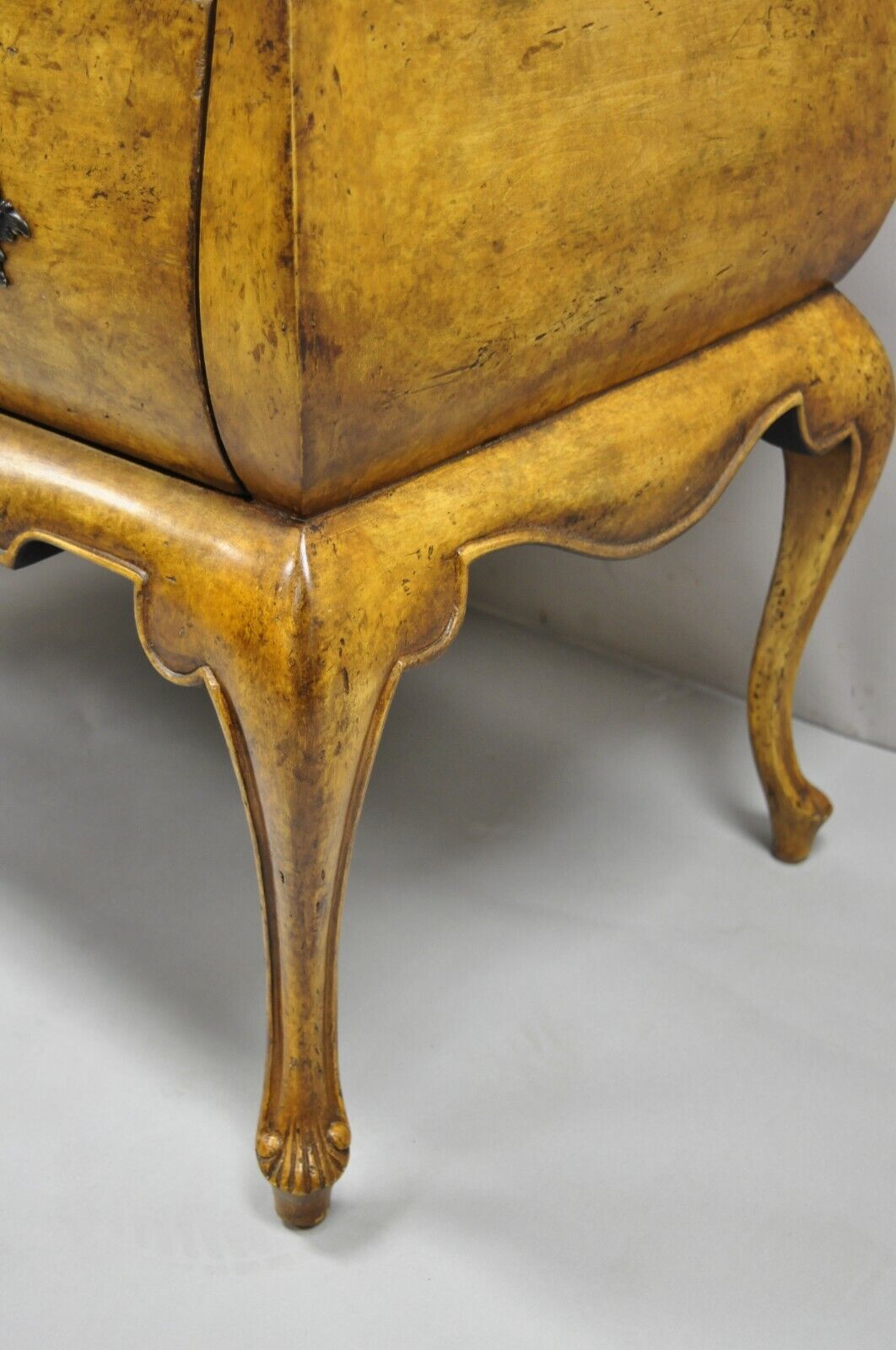 Minton Spidell French Provincial 2 Drawer Dutch Bombay Commode Chest