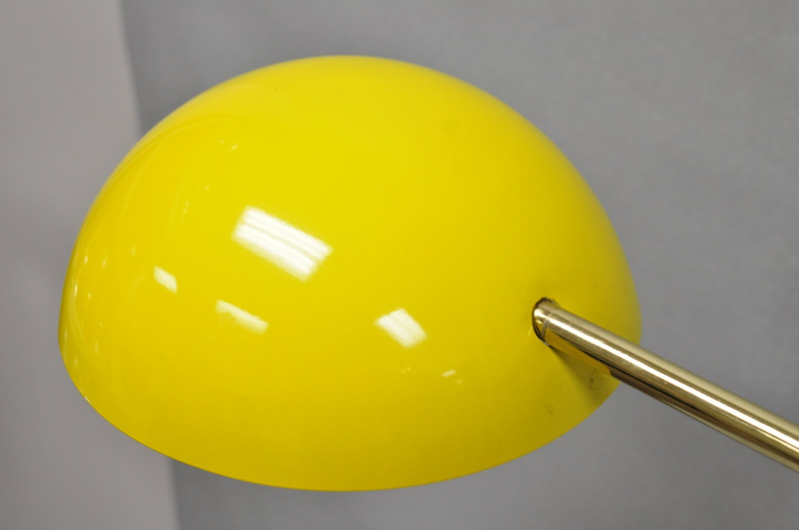 Vintage Mid Century Modern Kurt Versen Style Yellow Gooseneck Saucer Floor Lamp