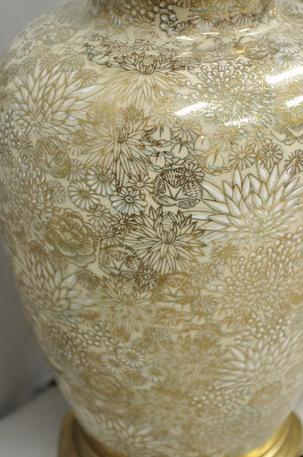 Vintage Chinoiserie Gold Porcelain Jardiniere Table Lamps by Wildwood - a Pair