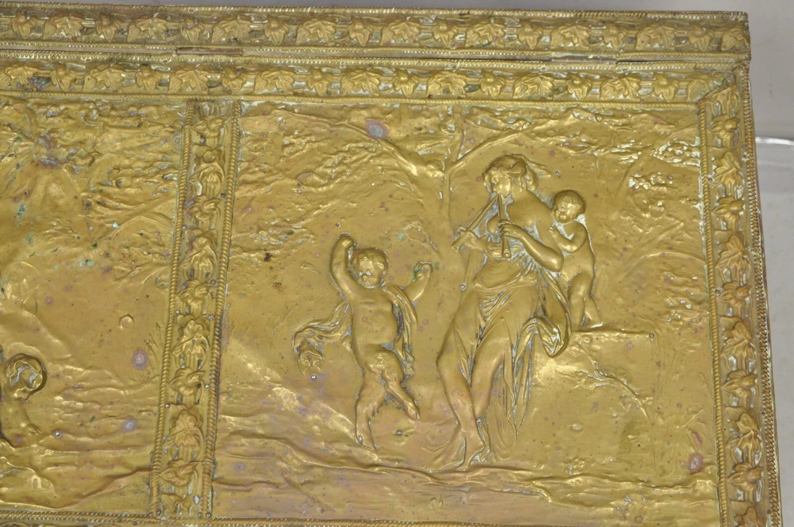 Antique English Victorian Brass Figural Repousse Coal Bin Storage Blanket Chest