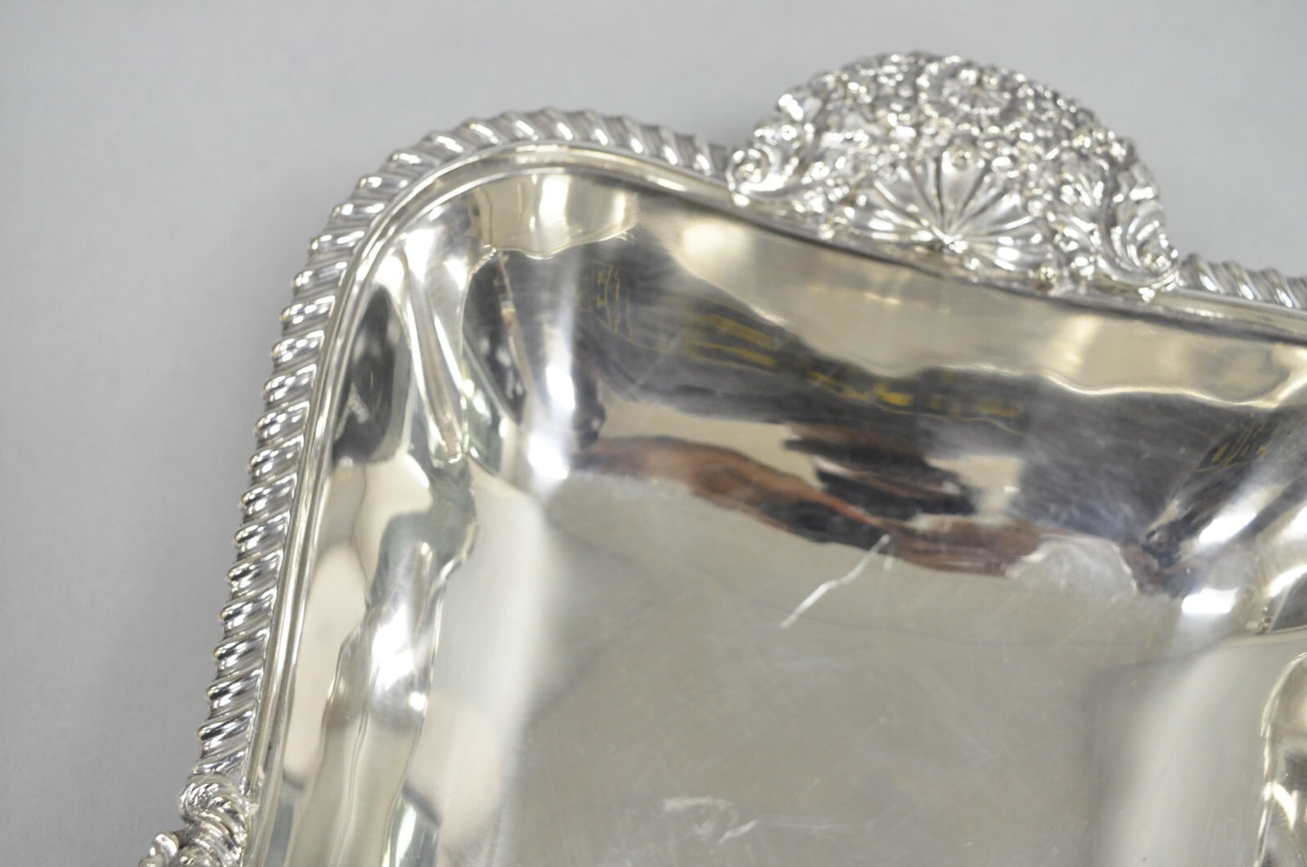 Antique English Victorian Scalloped Silver Plated Serving Dish Platter w Divider