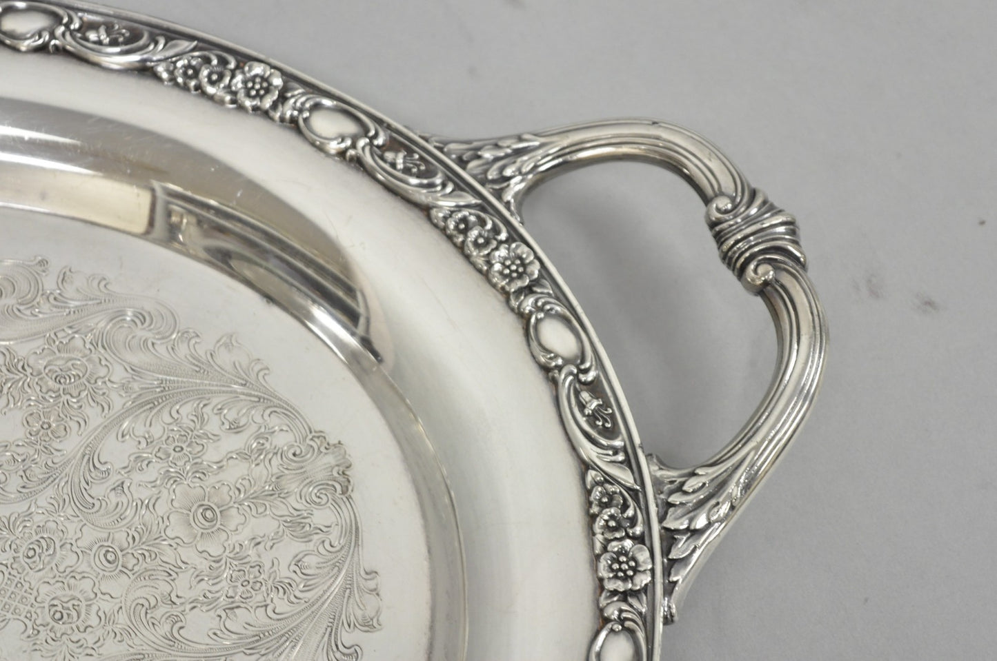Vintage WM Rogers & Son "Victorian Rose" Silver Plated Oval Serving Platter Tray