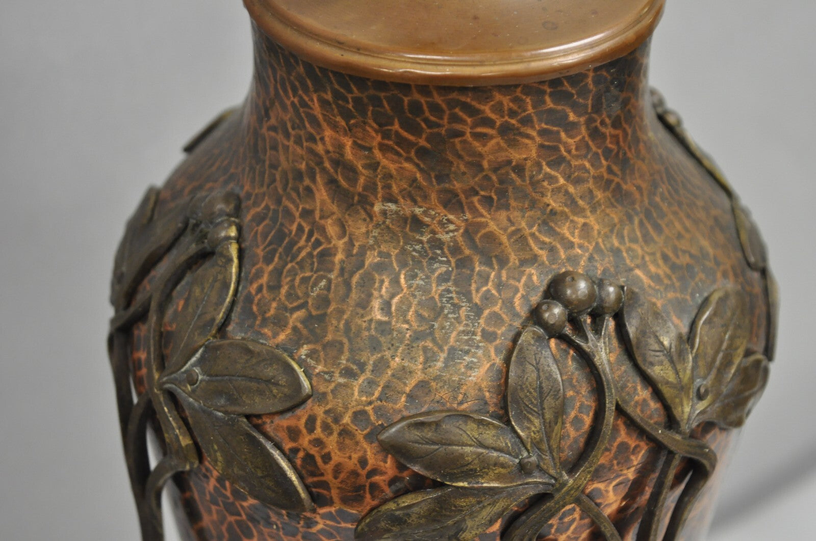 Antique WMF Jugendstil Art Nouveau Hand Hammered Copper Vase Table Lamp