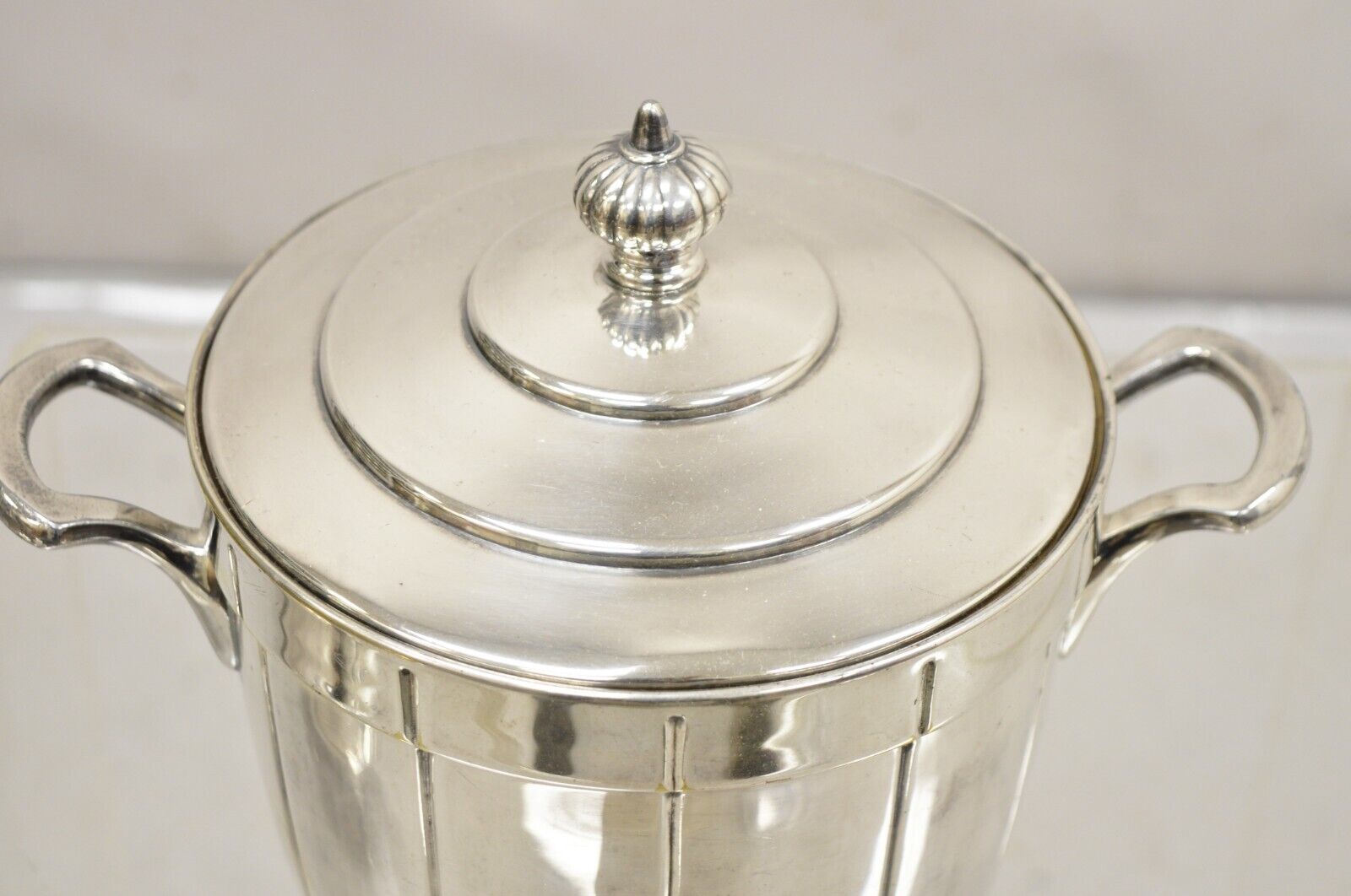 Vintage Manning-Bowman & Co Modern Silver Plated Lidded Ice Bucket