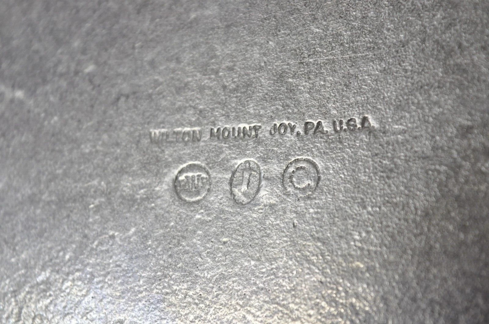 Vintage Wilton Mount Joy, PA Silver Plated Cast Aluminum 14" Dish Platter Tray