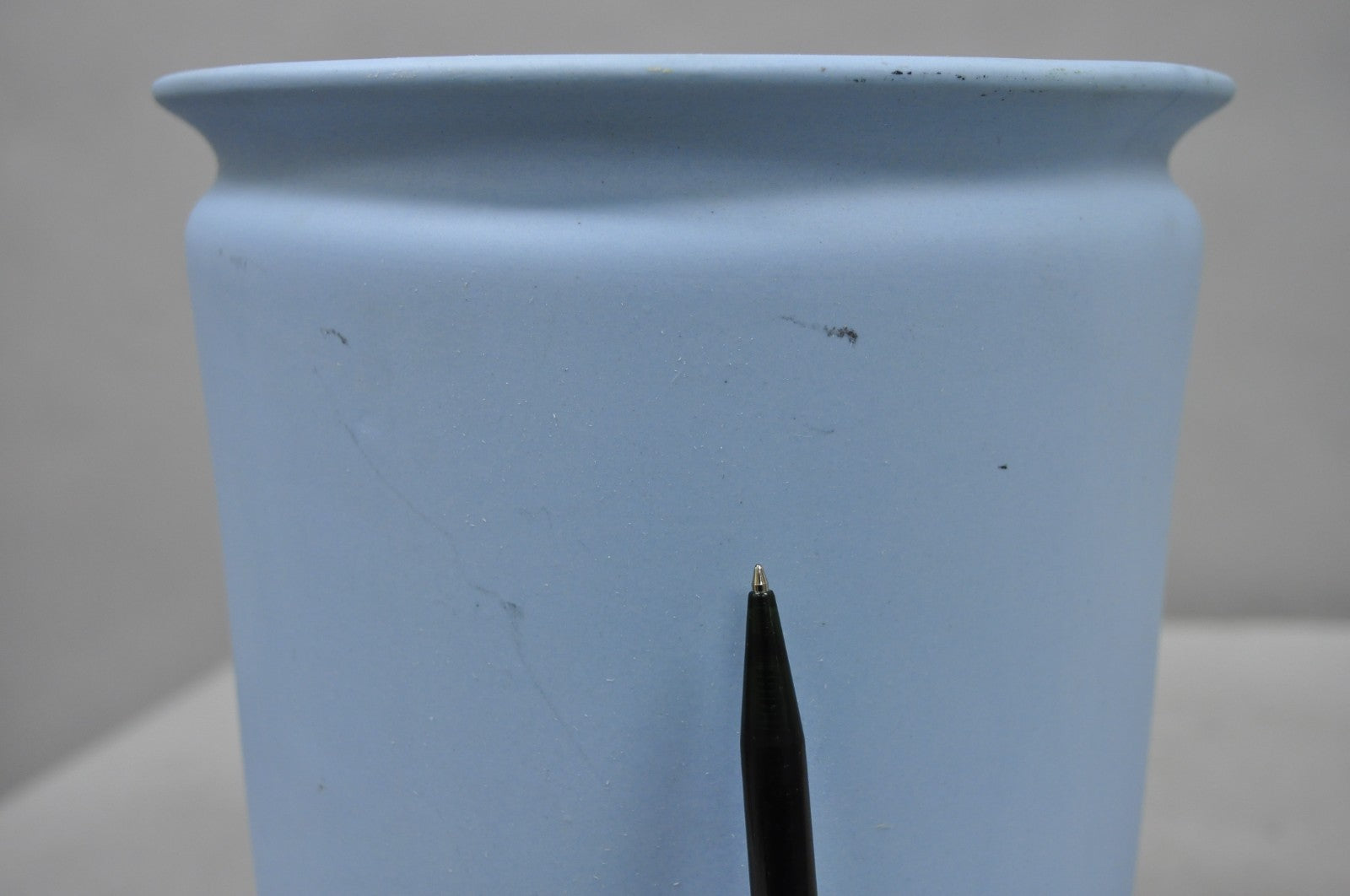 Vintage Flambro Cameo Iris Blue Jasperware Wedgwood Style Floral Cachepot Vase