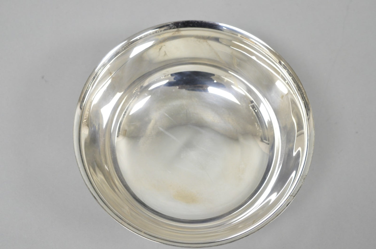 Vintage Gorham YC 781 Silver Plated 9" Round Modern Serving Bowl