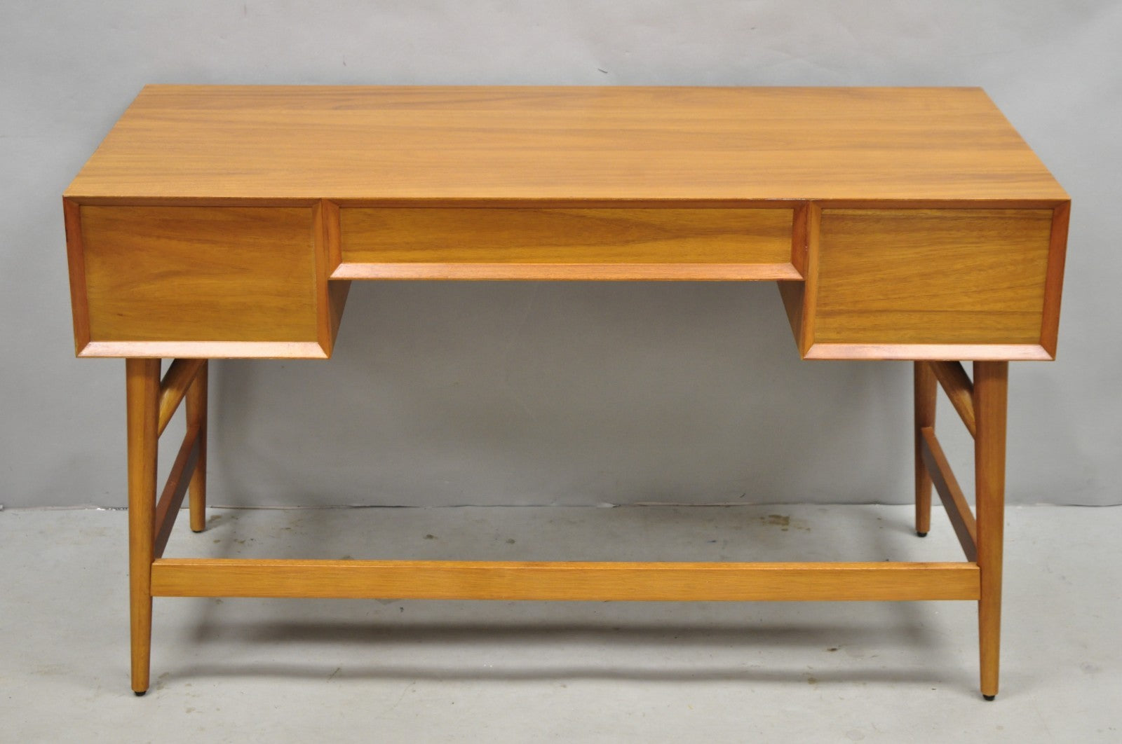 West Elm Williams Sonoma Mid Century Modern Acacia Teak Wood Style Writing Desk