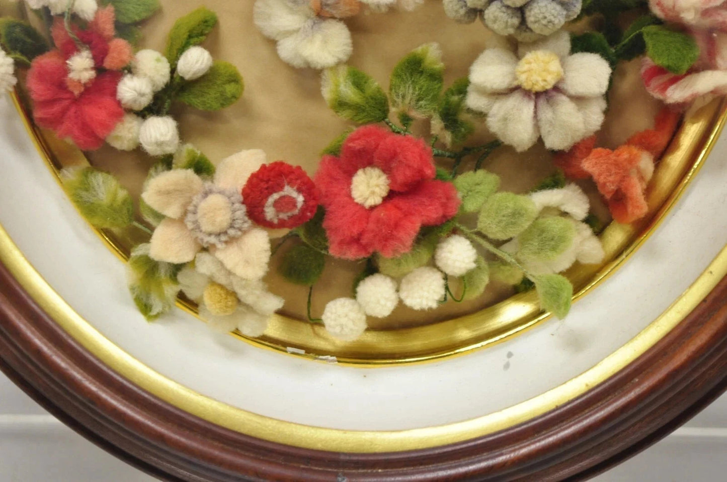 Victorian Oval Mahogany Shadow Box Frame Felt Cotton Flower Mourning Wall Wreath