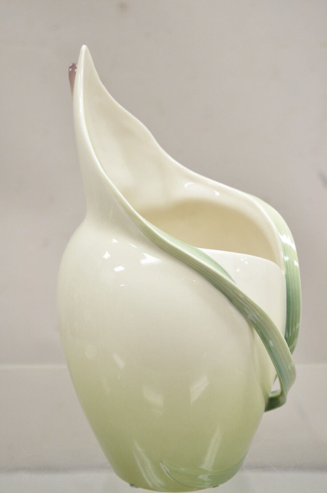 Franz Collection Papillon Butterfly Porcelain Ornamental Wine Cooler Vase