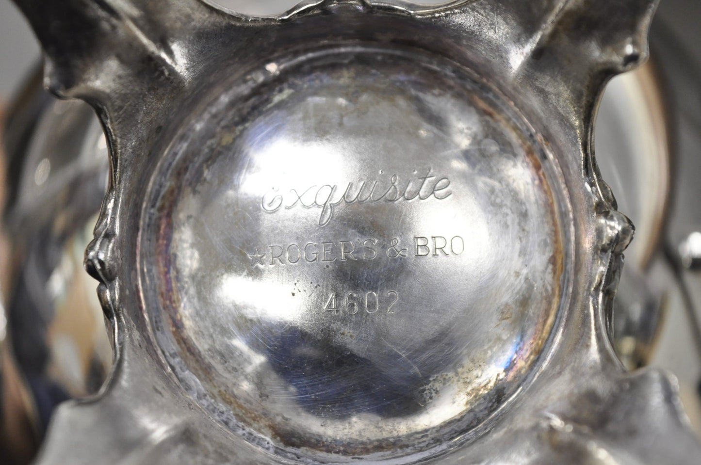 Vintage Rogers & Bro "Exquisite" 4602 Victorian Silver Plated Coffee Pot Teapot