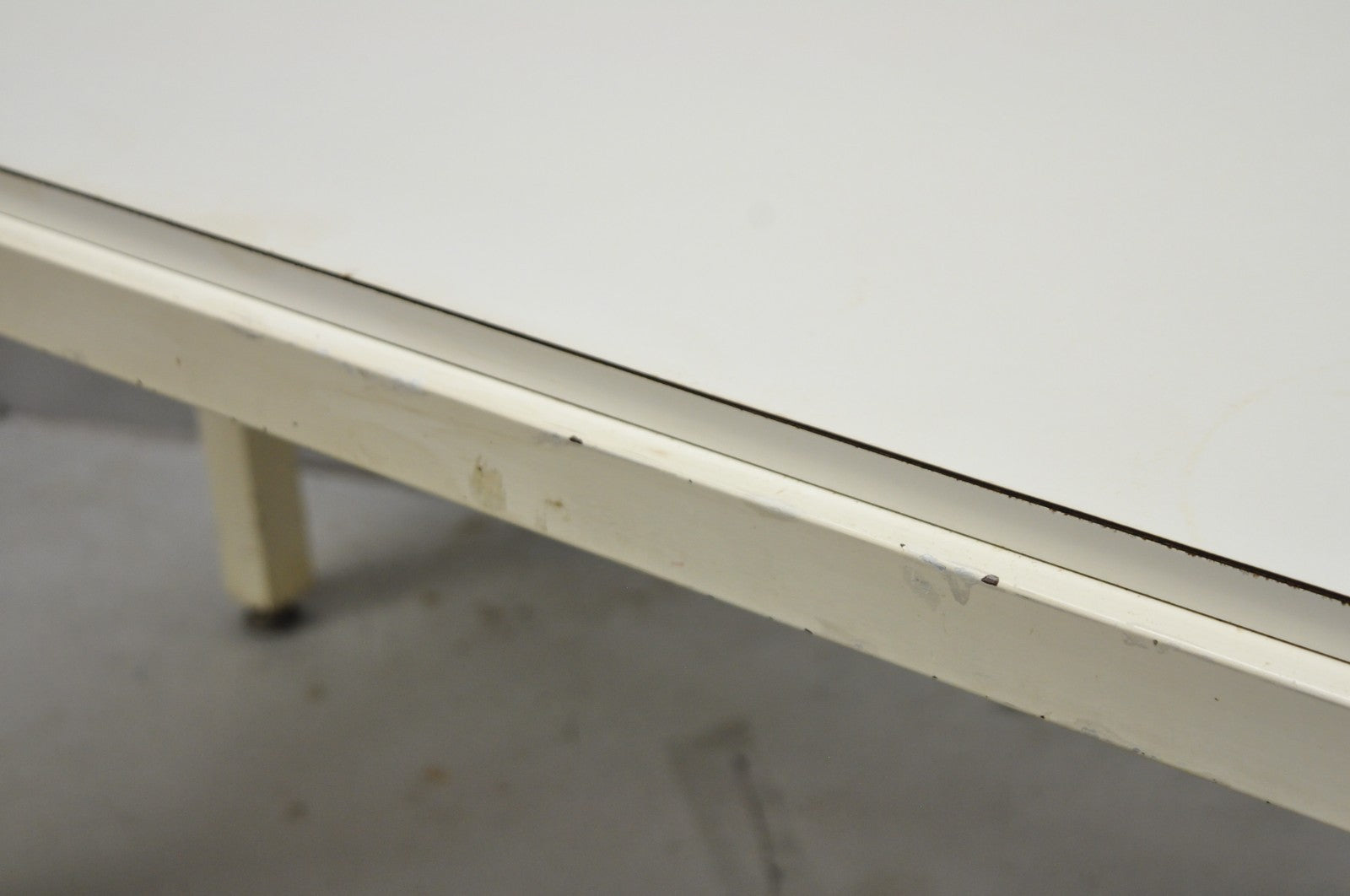 Vintage Mid Century Modern Steel Metal White Laminate Top Coffee Table Bench