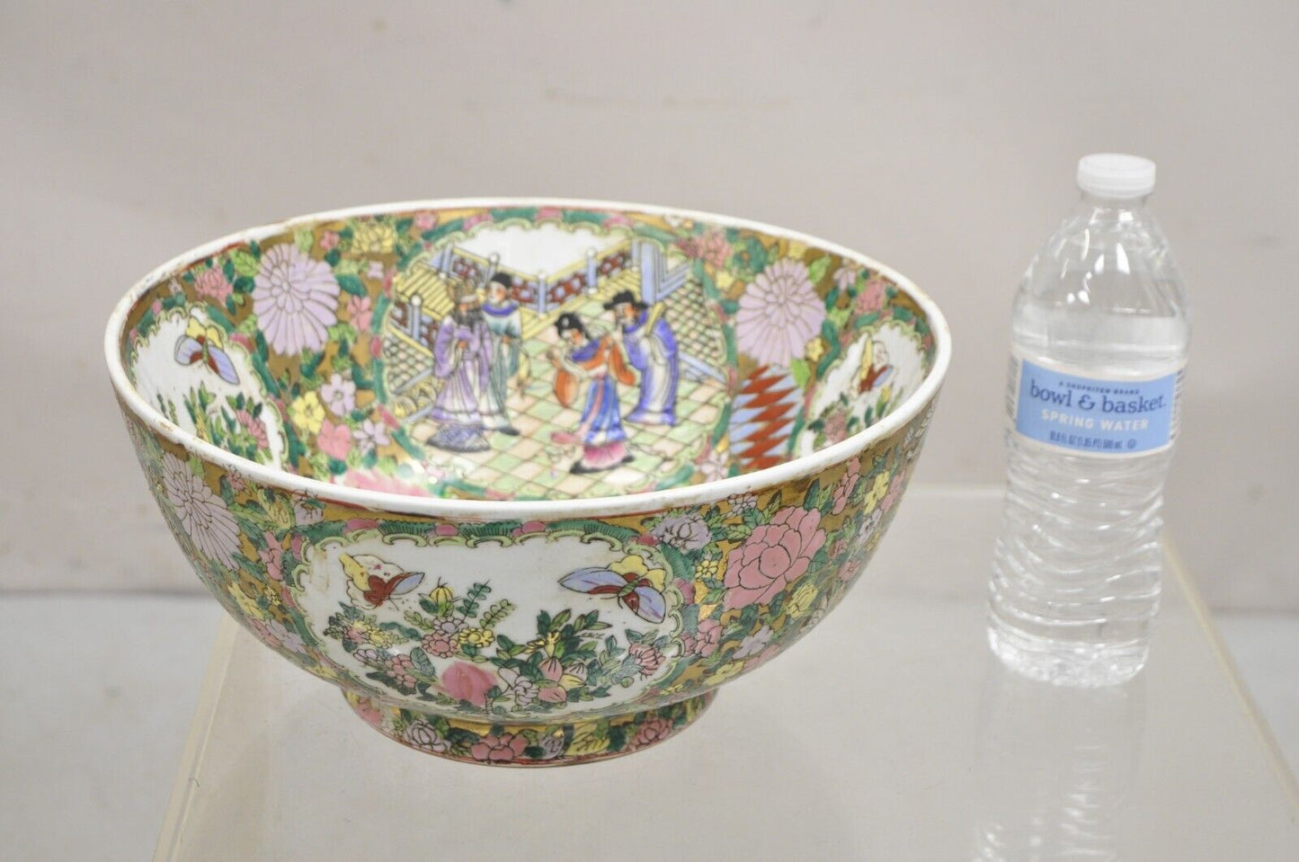 Vintage Rose Medallion Chinese Export Porcelain 12" Figural Painted Bowl