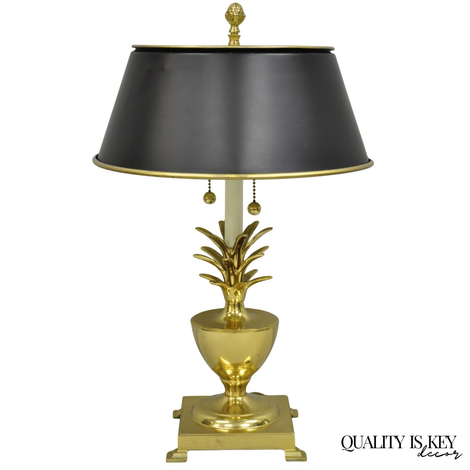 Chapman Hollywood Regency Brass Pineapple Tole Metal Black Shade Table Lamp