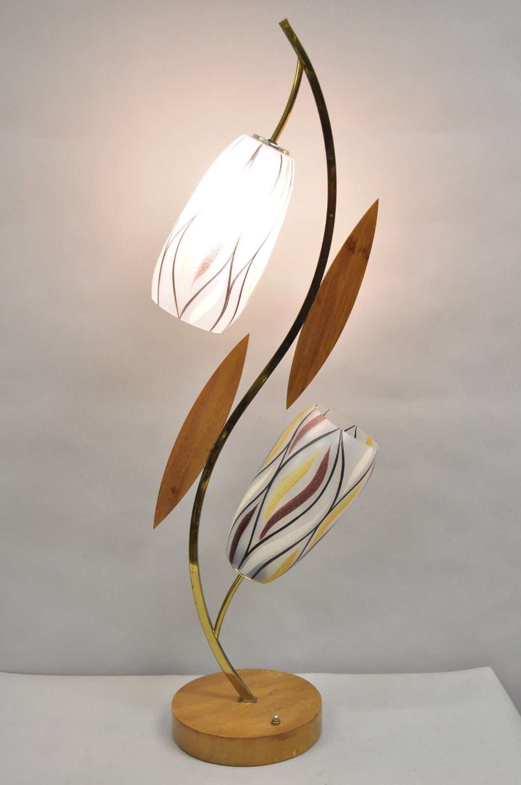 Vintage Mid Century Modern Glass Shade Walnut Tulip Leaf Tall Table Lamp