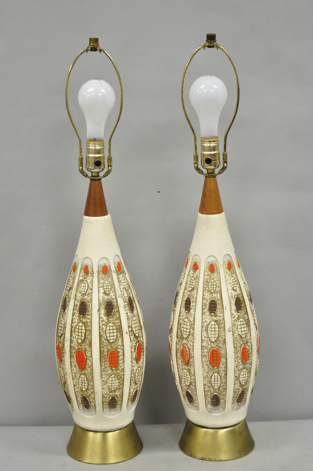 Vintage Mid Century Modern Ceramic Pottery Sculpted Teak Wood Table Lamps - Pair