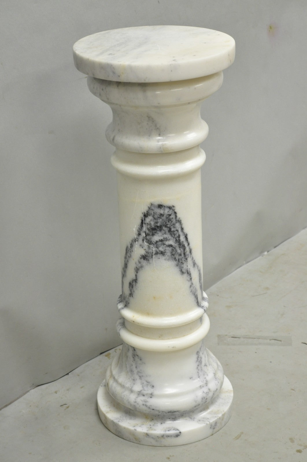 Vintage Italian Classical White Marble Column Form Round 32" Pedestal Bust Stand