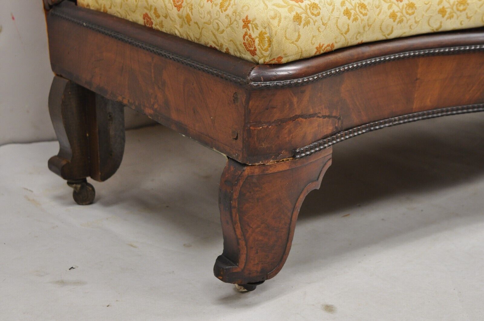 Antique American Empire Cornucopia Carved Mahogany Slipper Bench - a Pair