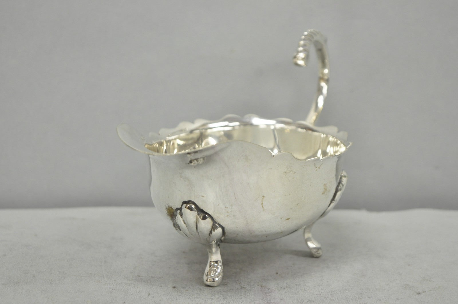 Vintage Victorian Style Silver Plated Footed Gravy Sauce Boat With Handle