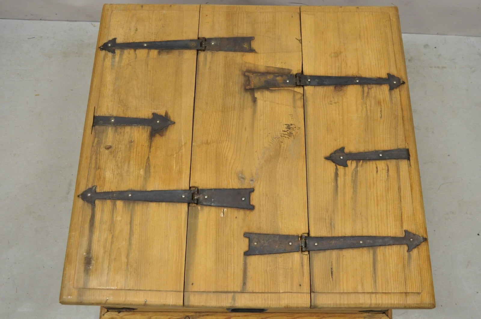 Farmhouse Renaissance Style Mexican Double Lid Wooden Coffee Table Storage Trunk