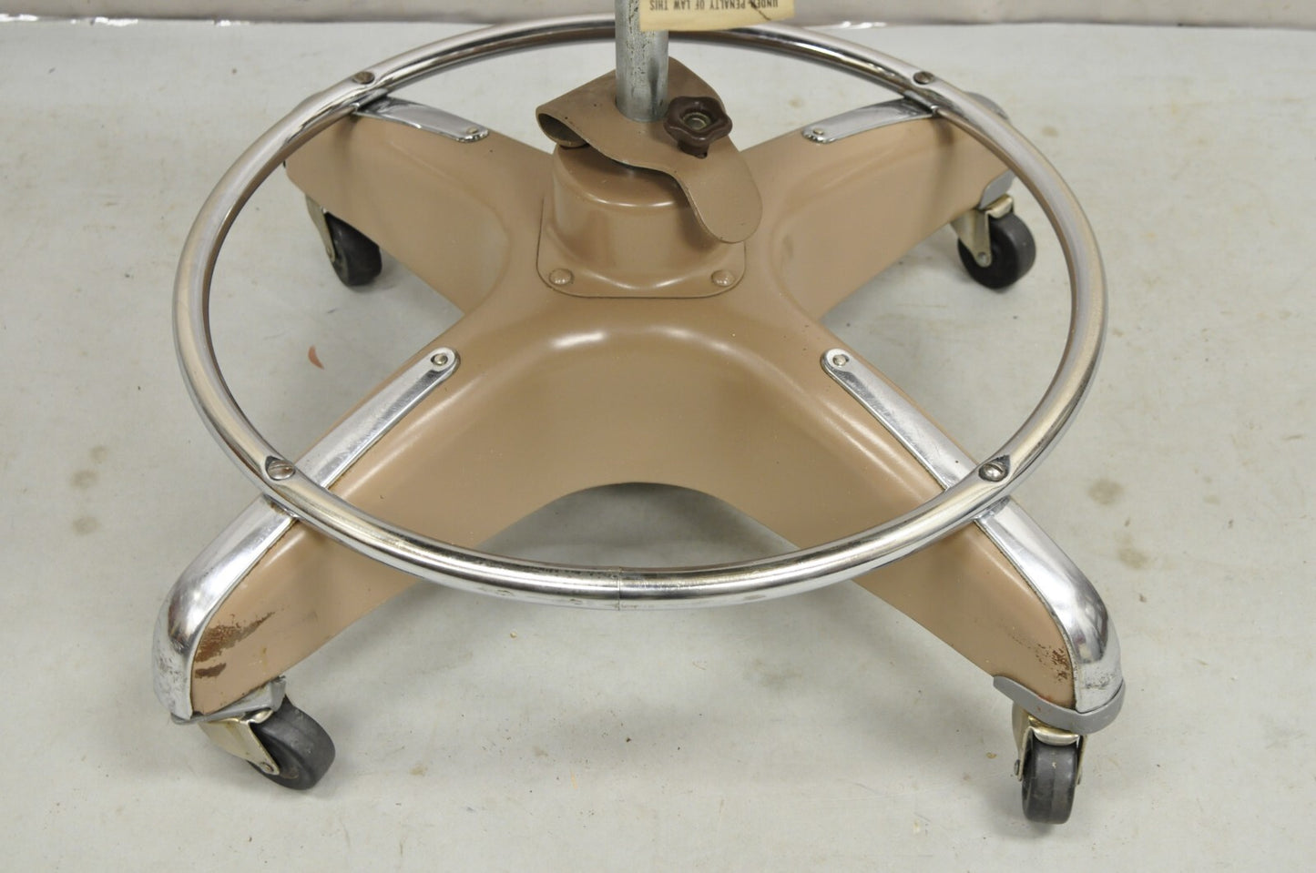 Vintage Cosco Globe Wernicke Art Deo Propeller Base Tanker Office Desk Chair