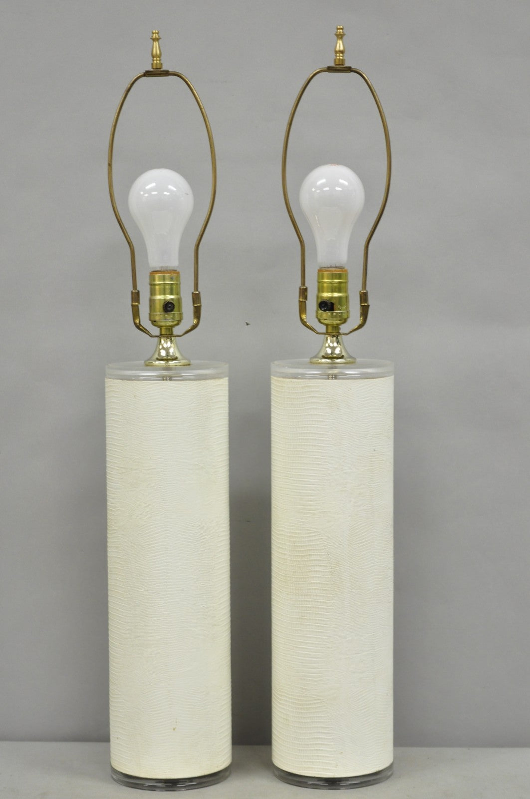 Vintage Hollywood Regency White Faux Alligator Embossed Cylinder Table Lamp Pair