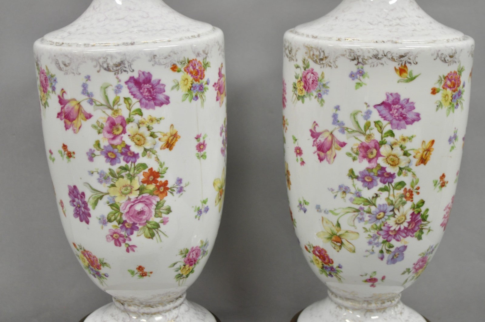 Antique French Renaissance Victorian Porcelain Urn Figural Cameo Table Lamp Pair