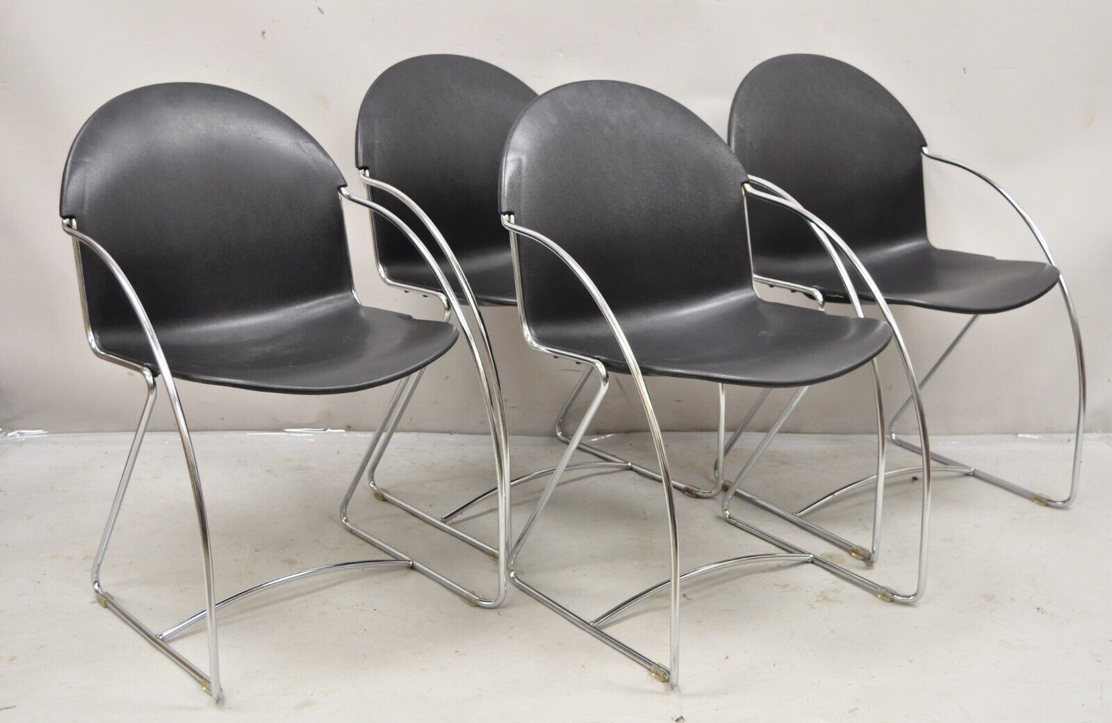 Steelcase Tom Grasman Chrome Frame Black Molded Plastic Stackable Chair Set of 4