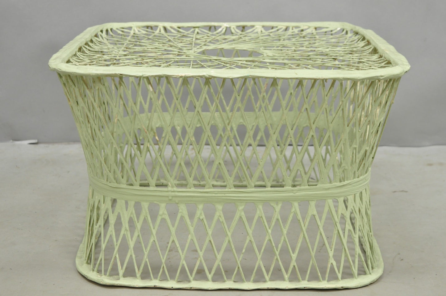 Vintage Russell Woodard Mid Century Modern Spun Fiberglass Footstool Ottoman