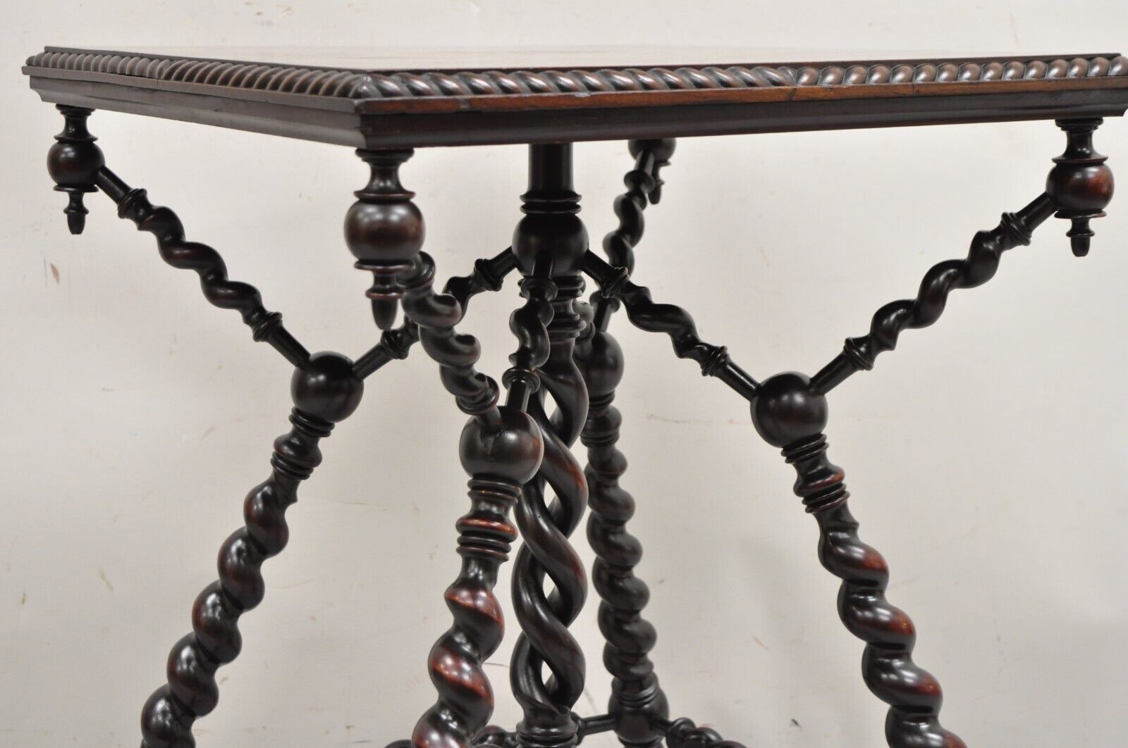 Merklen Brothers Victorian Barley Twist Mahogany Occasional Parlor Table