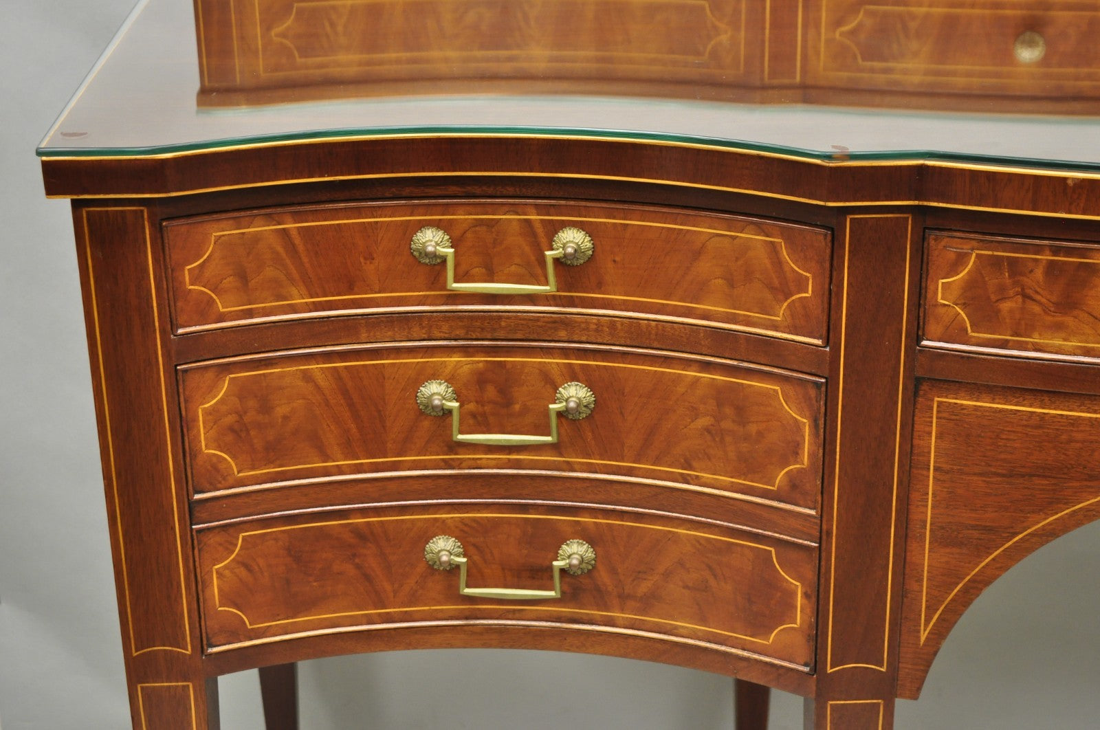 Vintage Hepplewhite Sheraton Mahogany Serpentine Buffet Sideboard attr. Baker