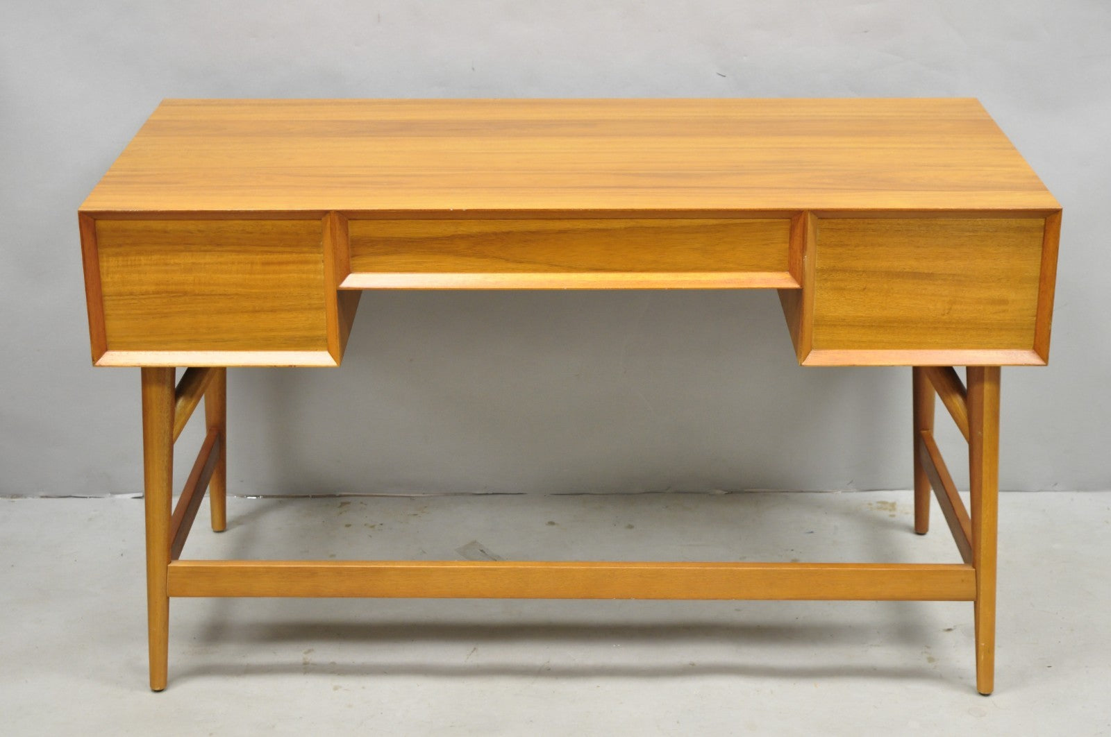 West Elm Williams Sonoma Mid Century Modern Acacia Teak Style Writing Desk (B)