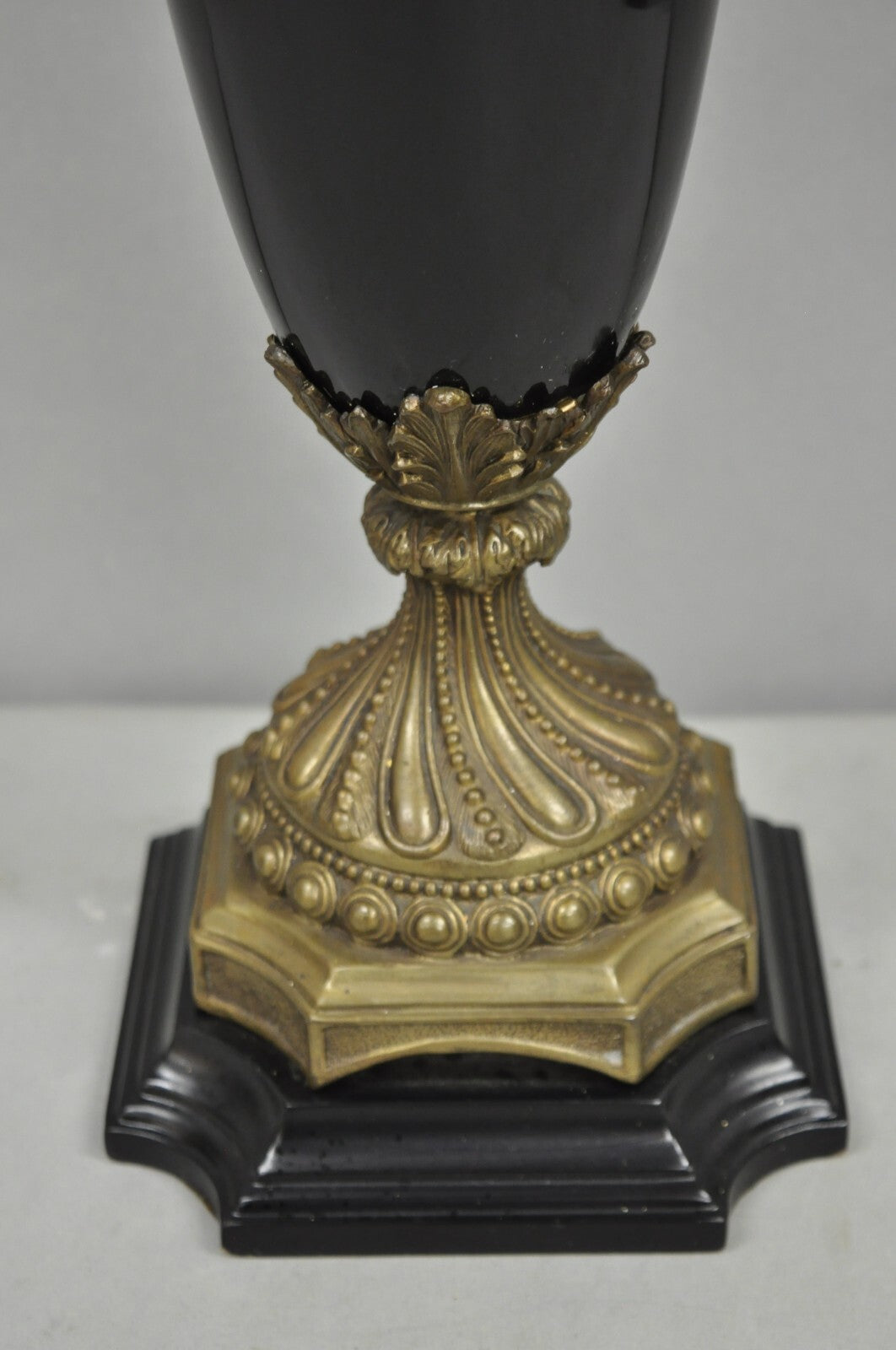 Vintage French Neoclassical Black Porcelain Urn Form Table Lamp w/Bronze Rams