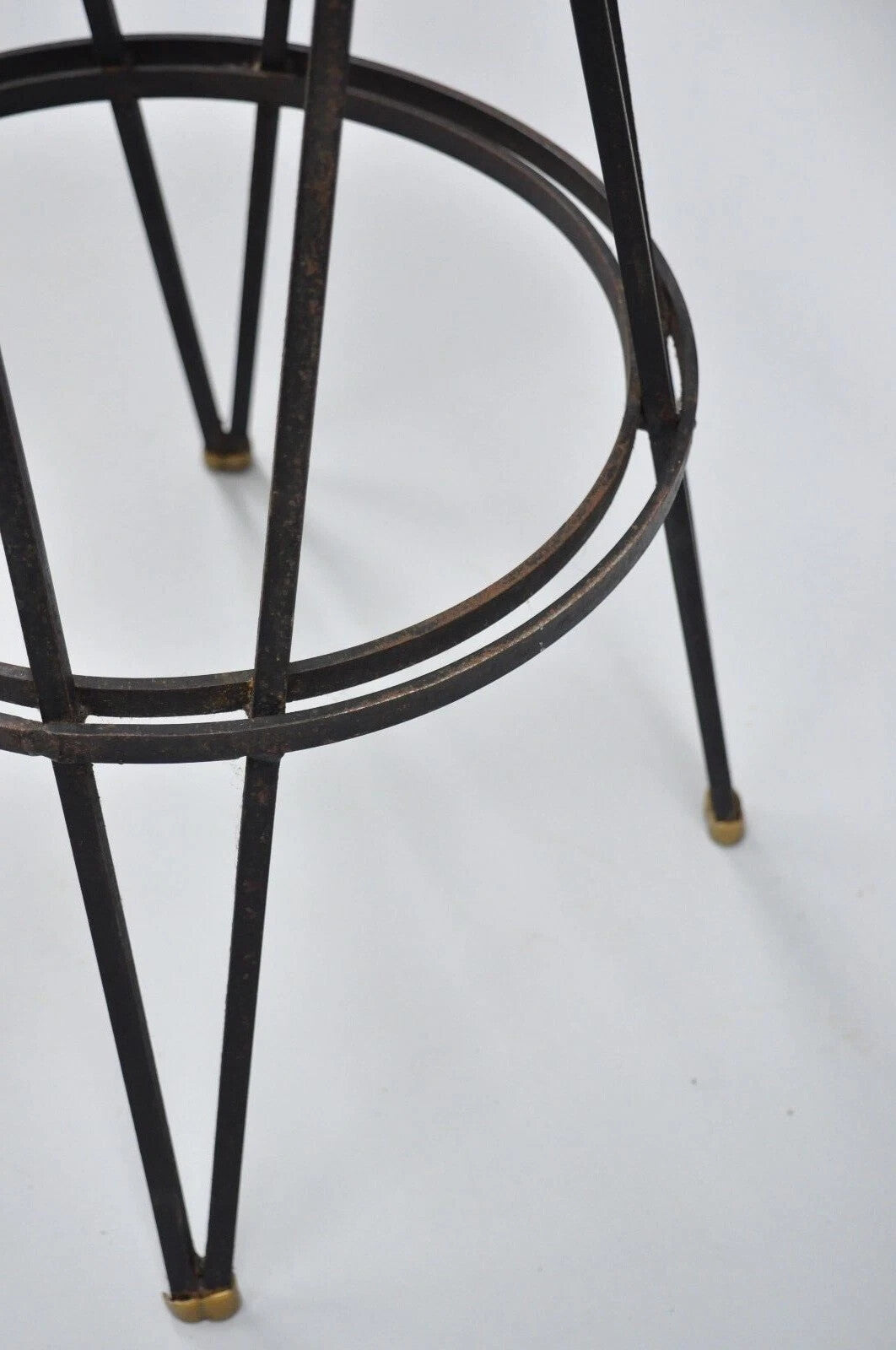 Vintage Mid Century Modern Atomic Era Swivel Wrought Iron Metal Hairpin Barstool