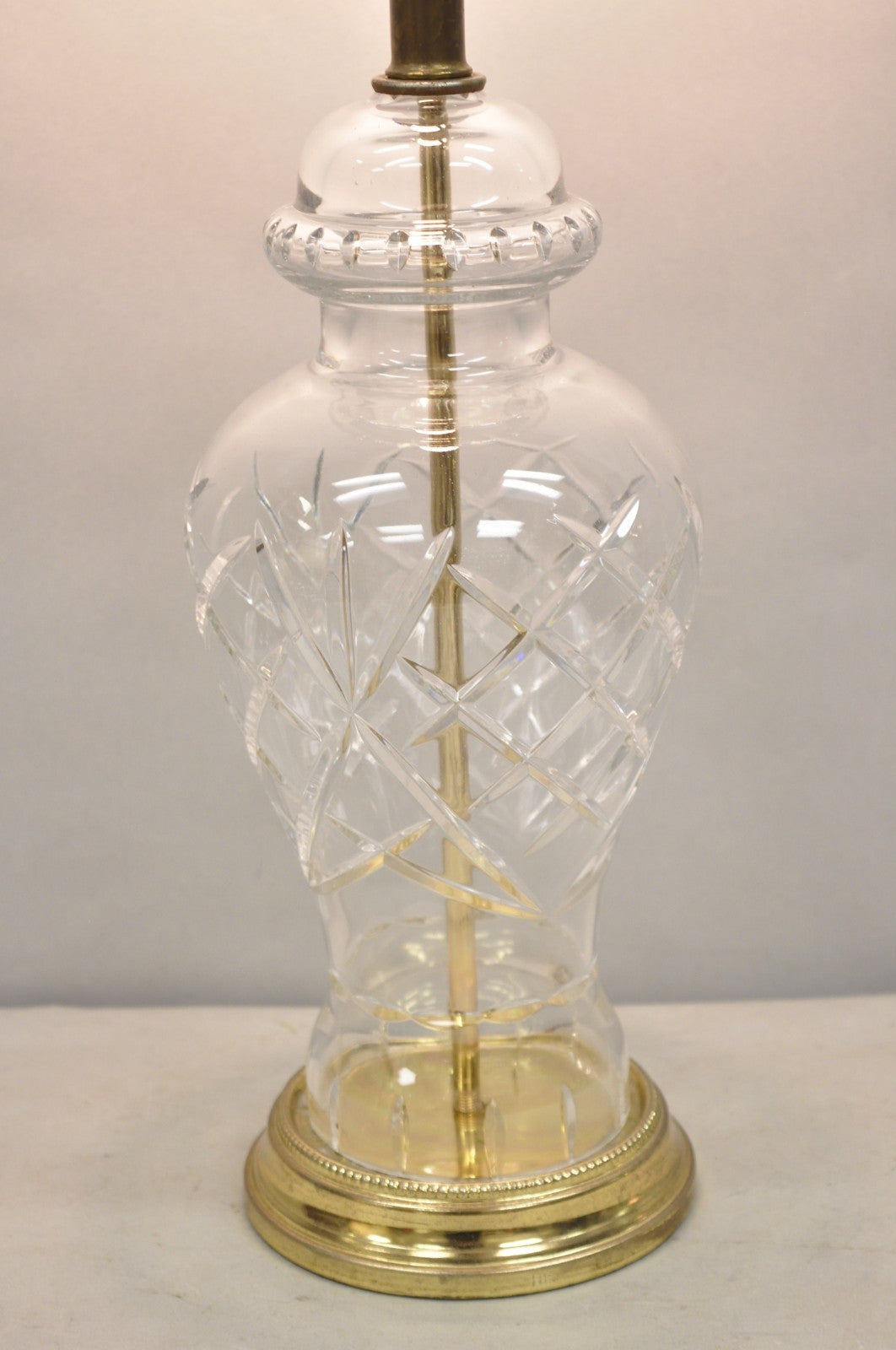 Vintage Chinoiserie Cut Crystal Glass Ginger Jar Brass Oriental Table Lamp