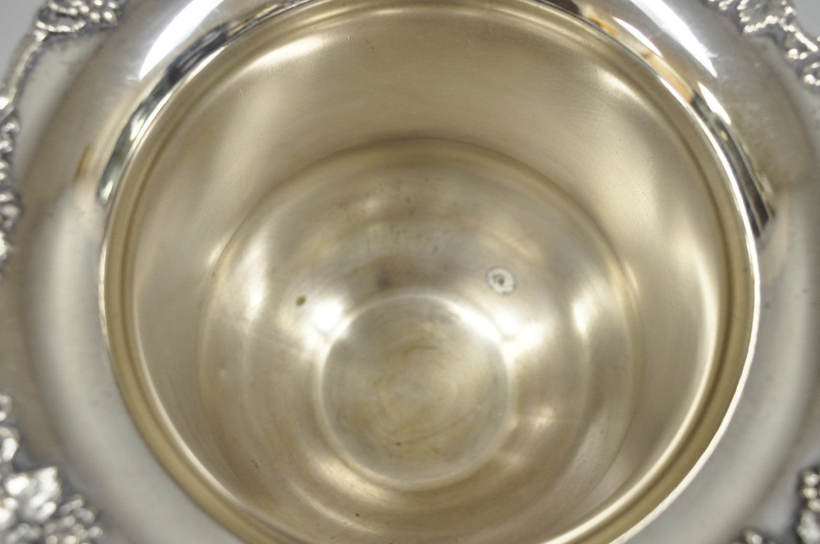 Vintage Trophy Cup Silver Plated Grapevine Bar Champagne Chiller Ice Bucket