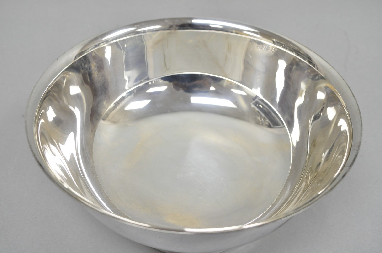Vintage Gorham YC 781 Silver Plated 9" Round Modern Serving Bowl