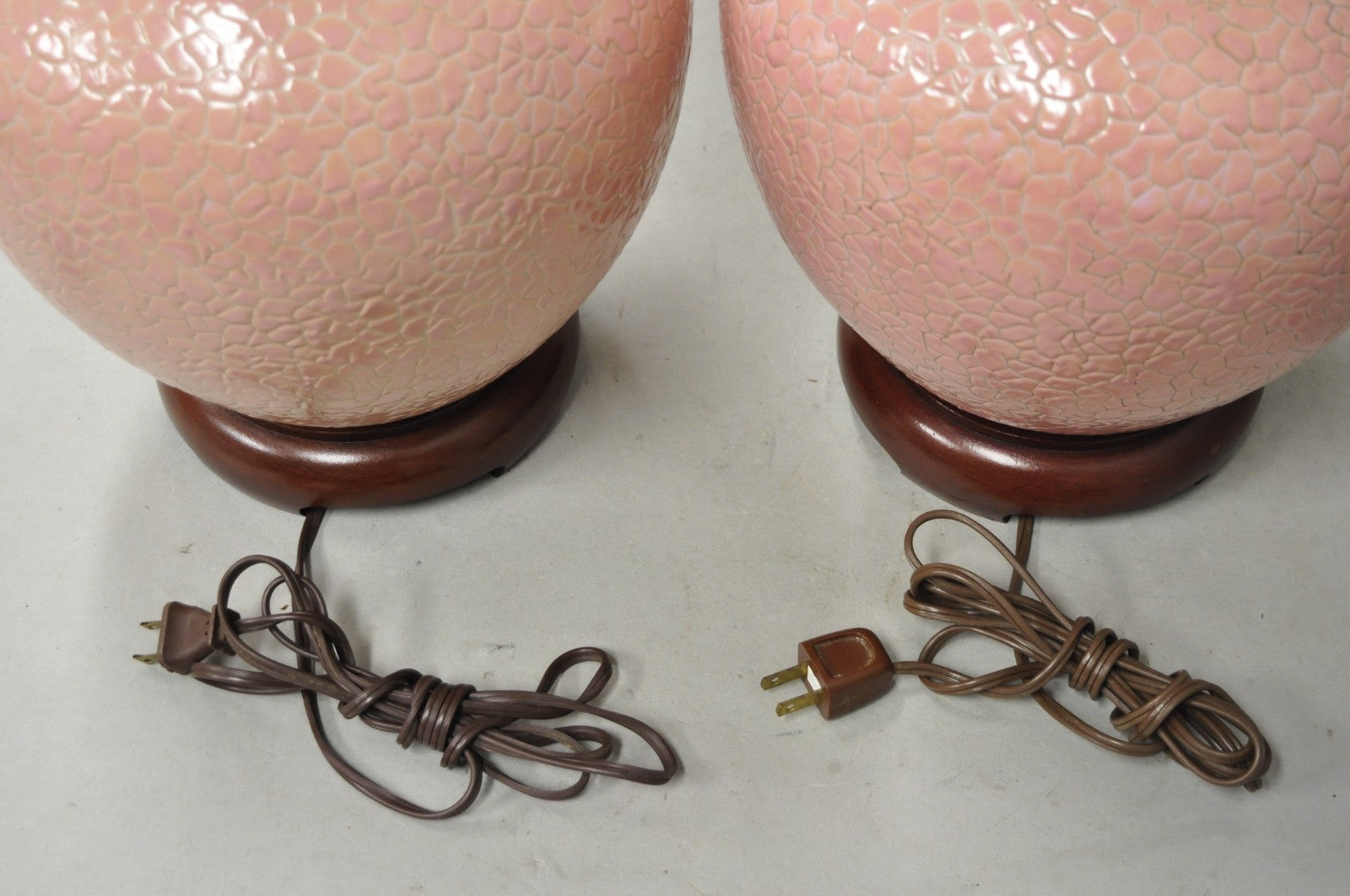 Vintage Chinoiserie Pink Porcelain Chinese Ginger Jar Table Lamps - a Pair