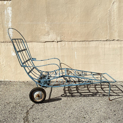 Vintage Salterini Art Nouveau Scrolling Wrought Iron Garden Patio Chaise Lounge