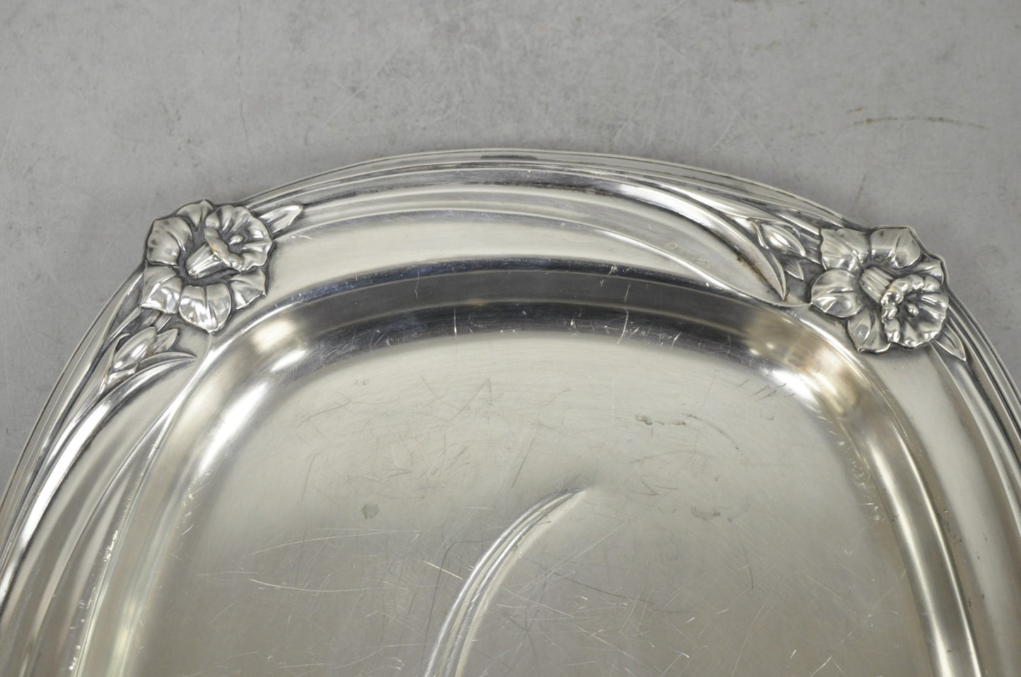 Vintage 1847 Rogers Bros Daffodil 9910 Silver Plated Meat Serving Platter Tray