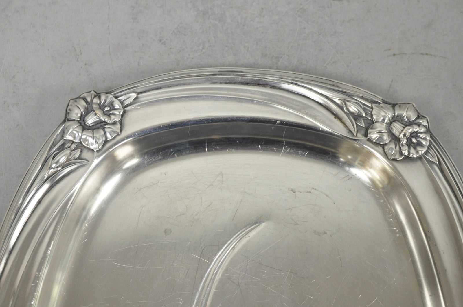Vintage 1847 Rogers Bros Daffodil 9910 Silver Plated Meat Serving Platter Tray