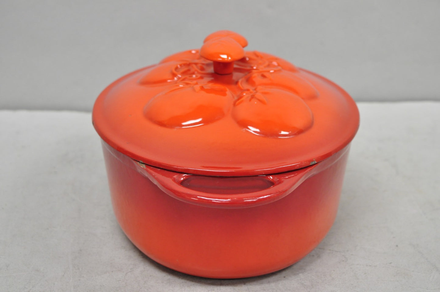 Technique 4 Quart Red Cast Iron Dutch Oven Covered Pot with Tomato Design on Lid