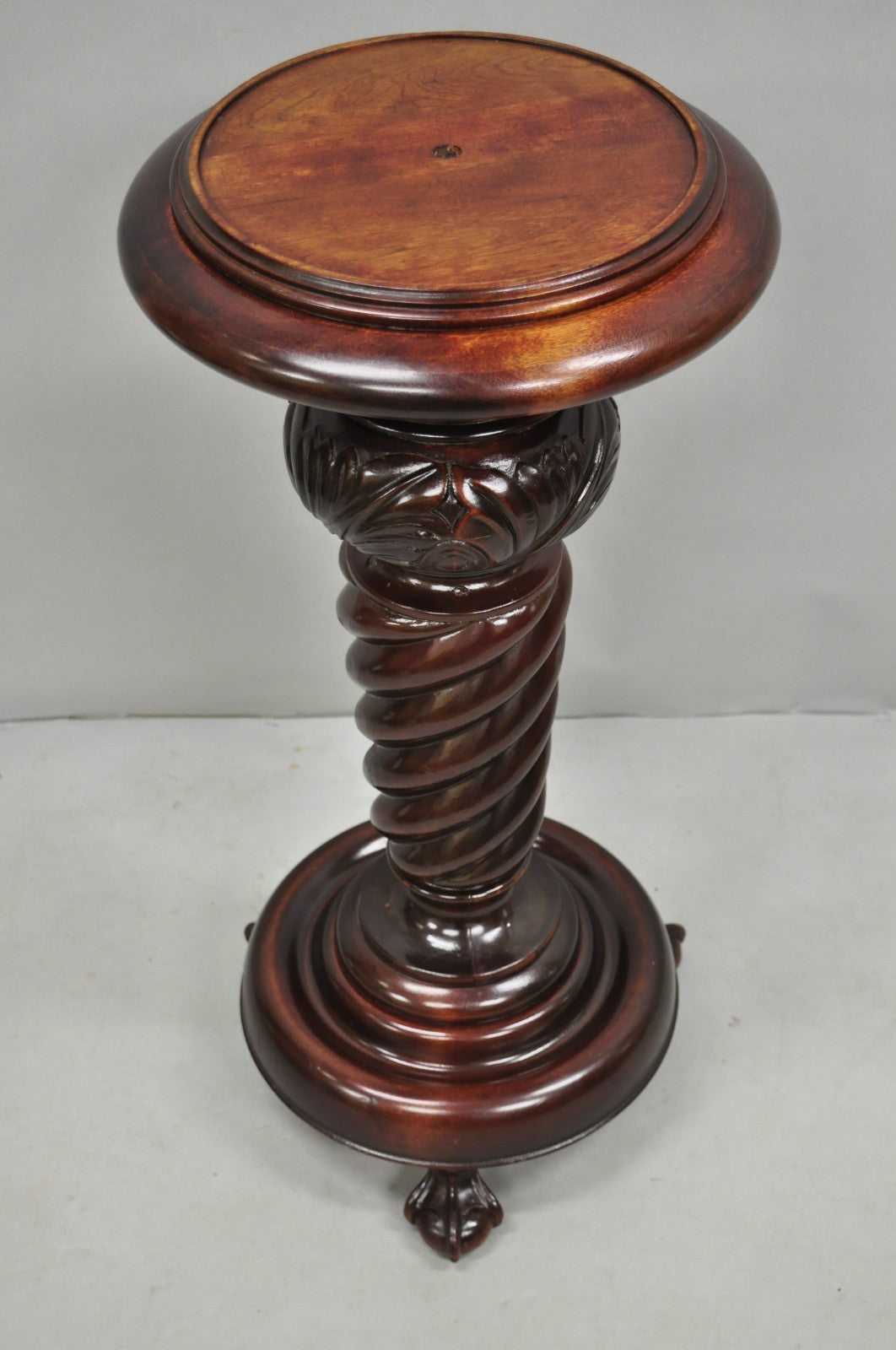 Antique Victorian Carved Mahogany Barley Twist Paw Foot Pedestal Plant Stand