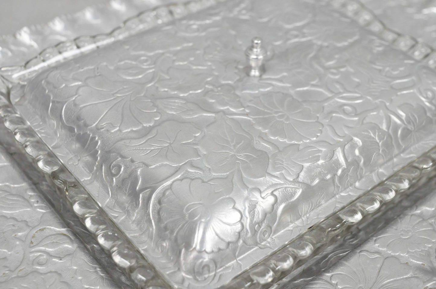 Vintage Art Deco Nouveau Hammered Aluminum Vegetable Relish Serving Platter Tray