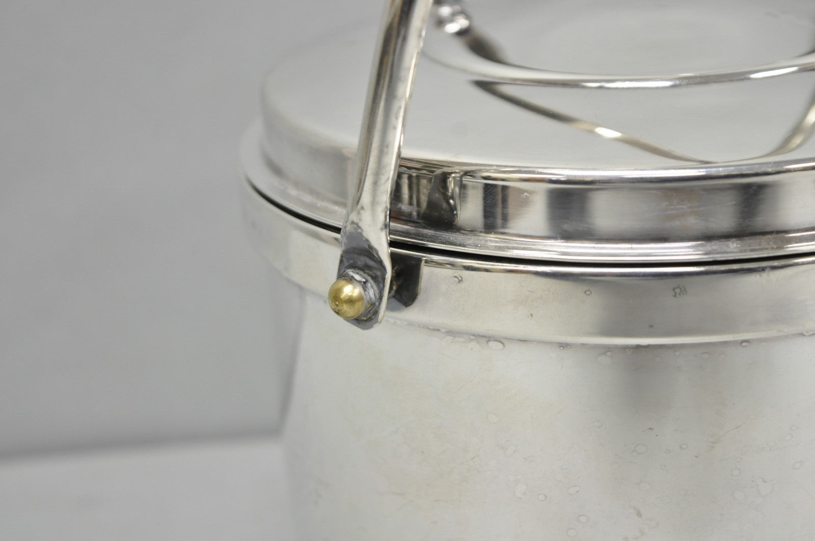 Gorham YC141 Mid Century Modern Silver Plated Reticulating Hinge Ice Bucket