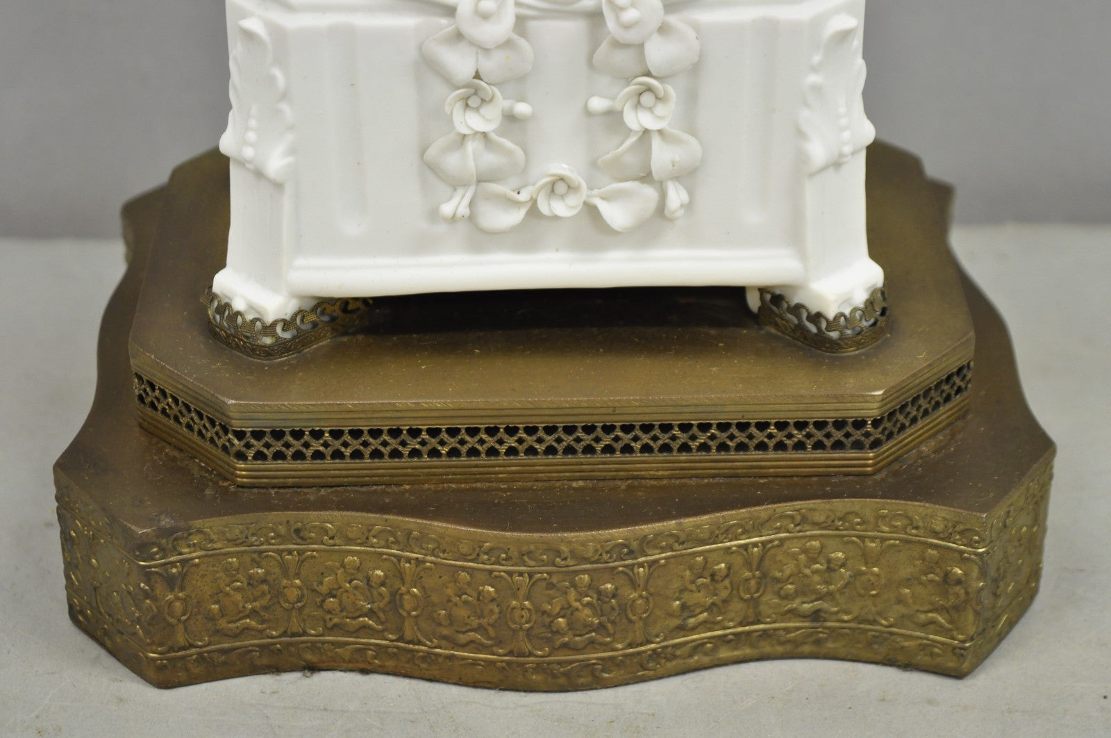 Antique French Parian Bisque Porcelain White Double Cherub & Shell Table Lamp
